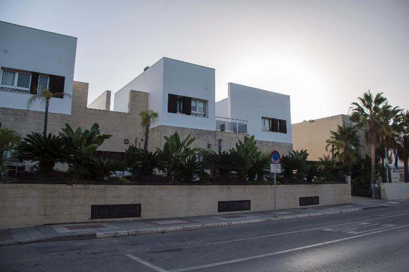 Aparthotel Novo Sancti Petri Chiclana de la Frontera Εξωτερικό φωτογραφία